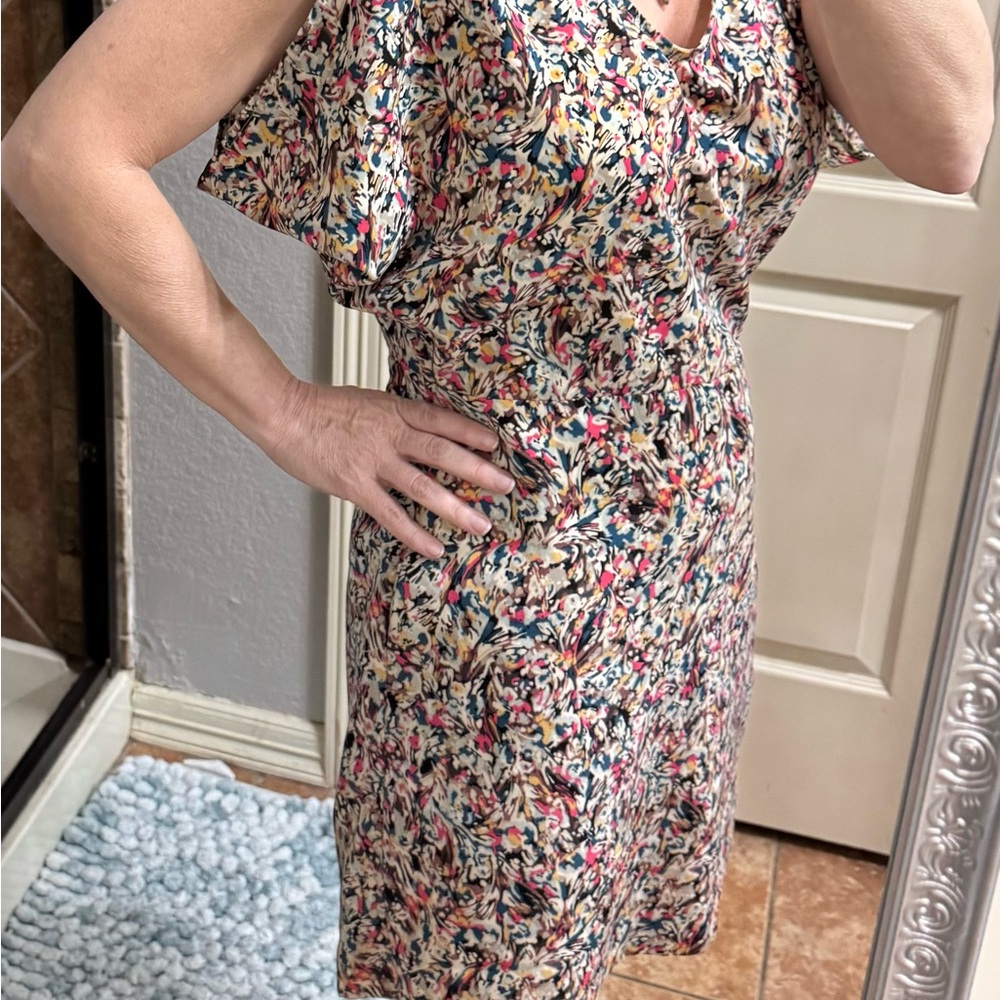 BCBGeneration Abstract Print Flutter Sleeve Dress – Size 4 – Open Back